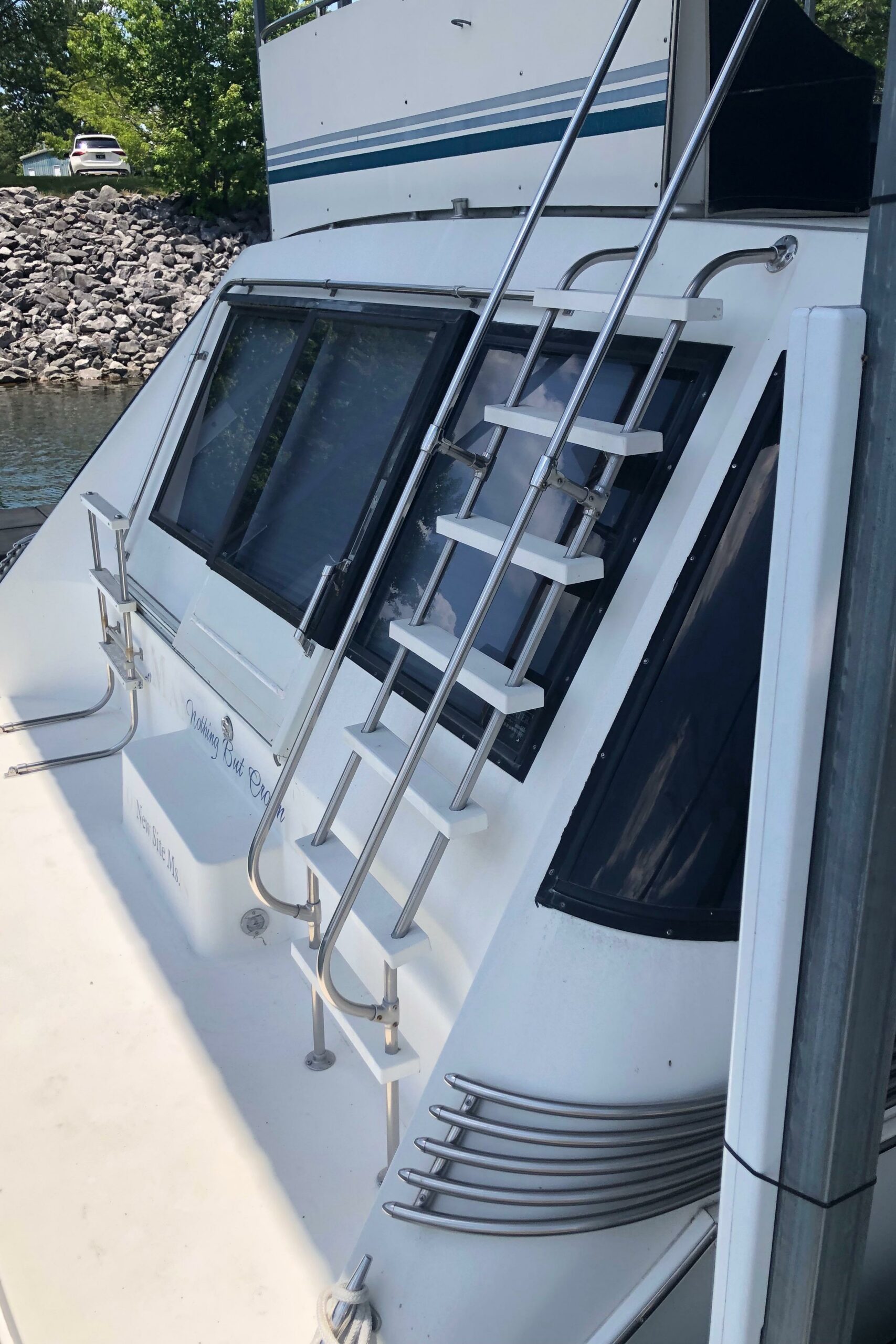 1989-bluewater-yachts-55-coastal-cruiser-power-9292501-20240621194552953-1_XLARGE-1