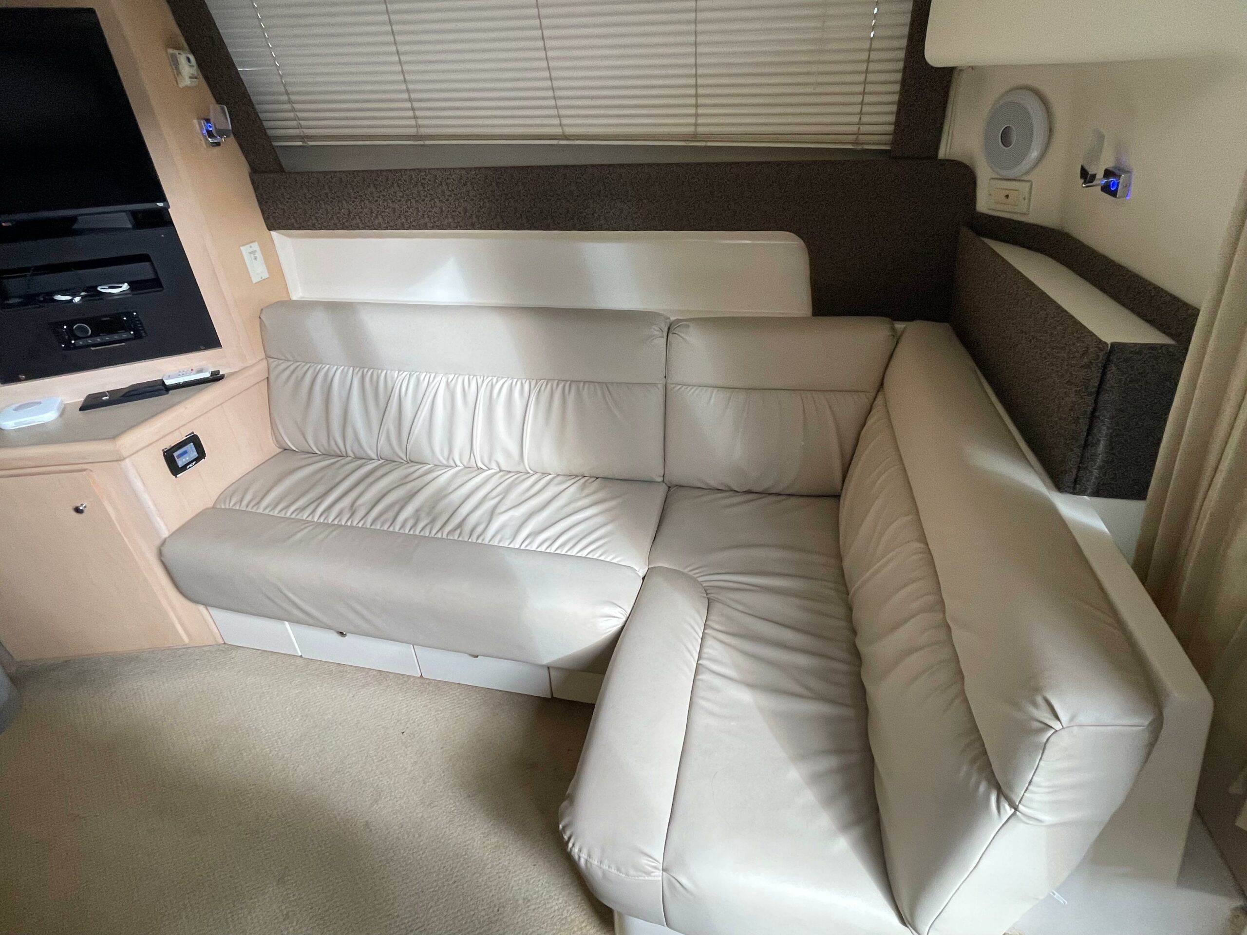 Carver 350 Mariner 2002
