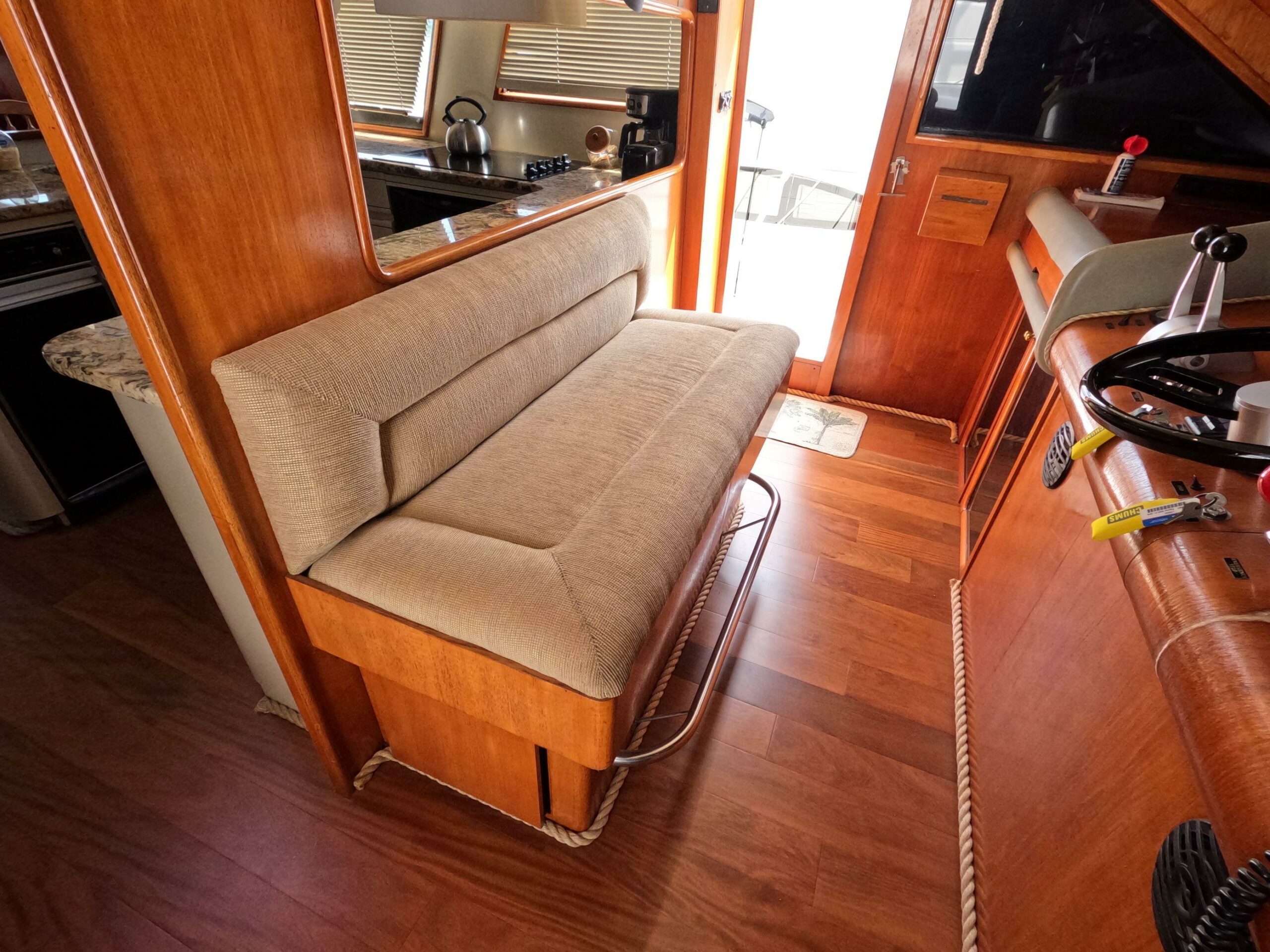 1988-viking-gulfstar-55-my-power-9783014-20250518172840434-1_XLARGE-115