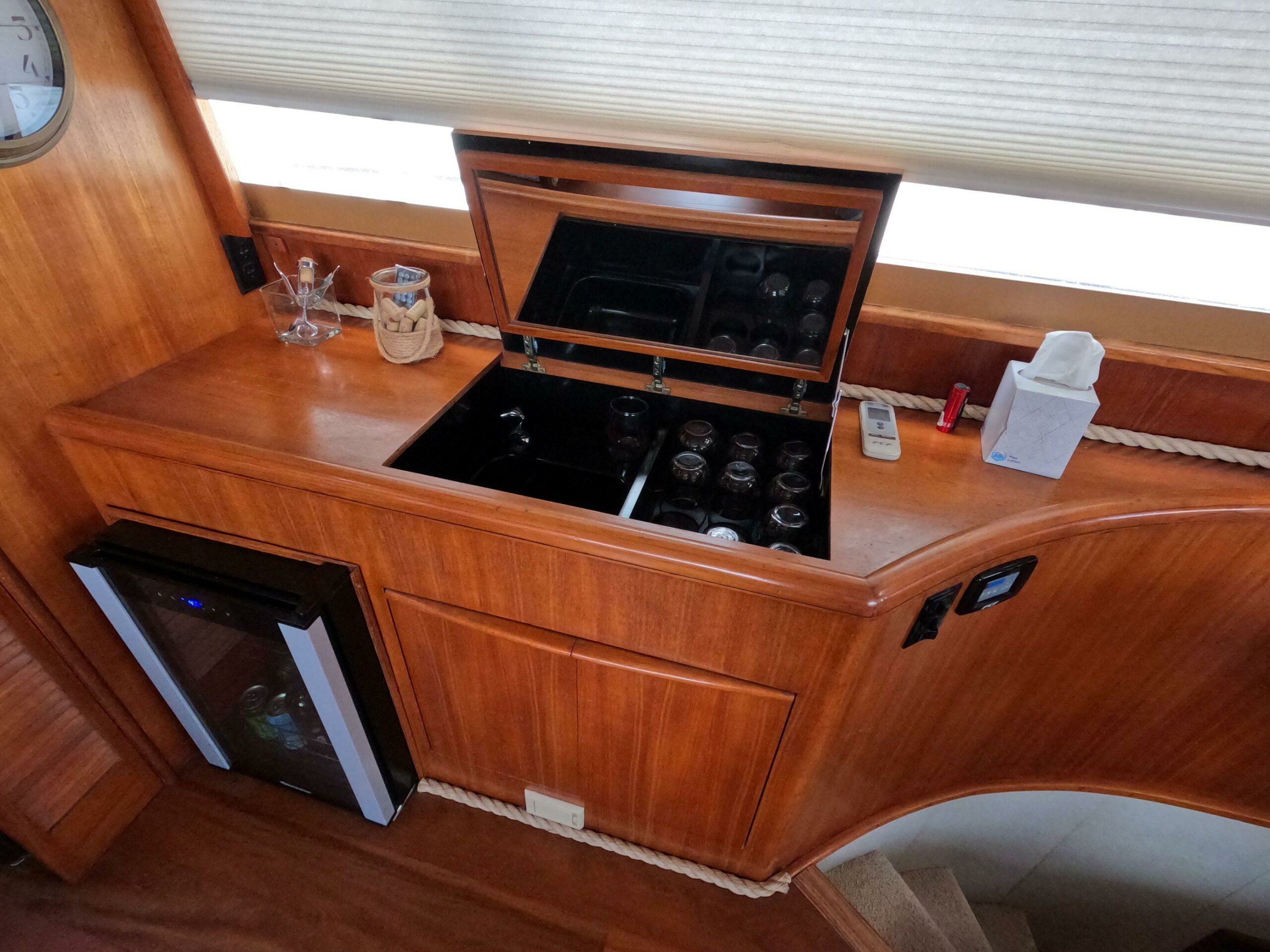 1988-viking-gulfstar-55-my-power-9783014-20250518172908519-1_XLARGE-115