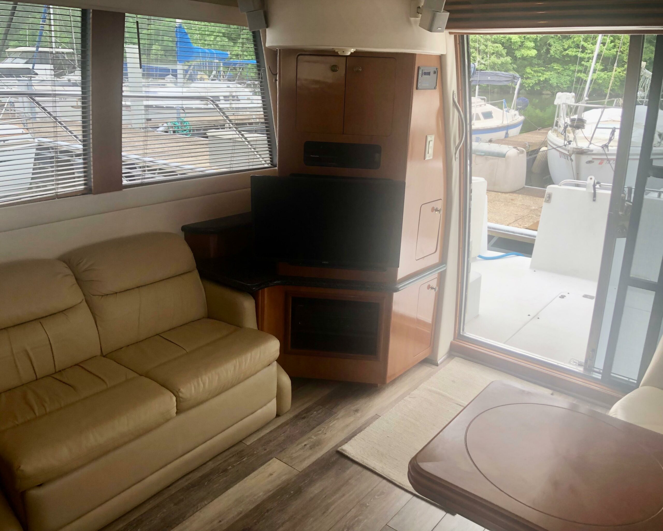 2000-carver-450-voyager-pilothouse-power-9786296-20250507171211237-1_XLARGE