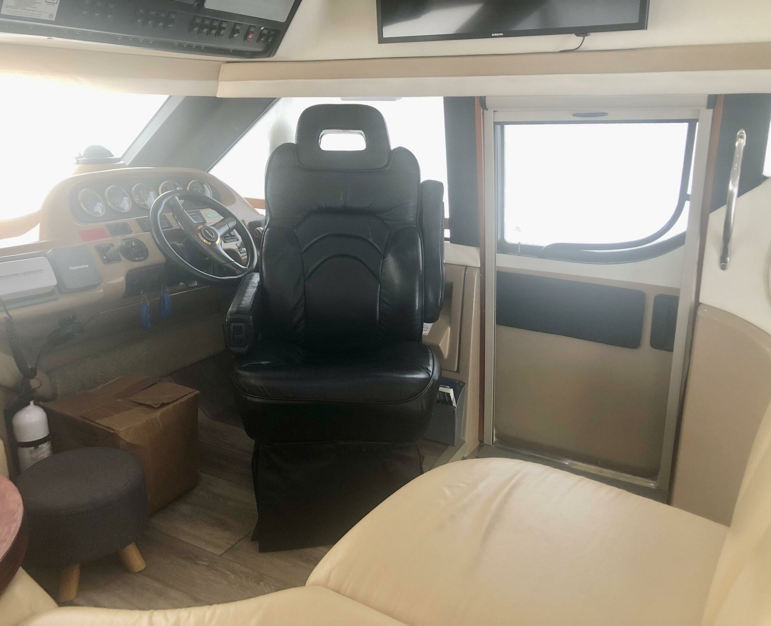 2000-carver-450-voyager-pilothouse-power-9786296-20250507171219082-1_XLARGE