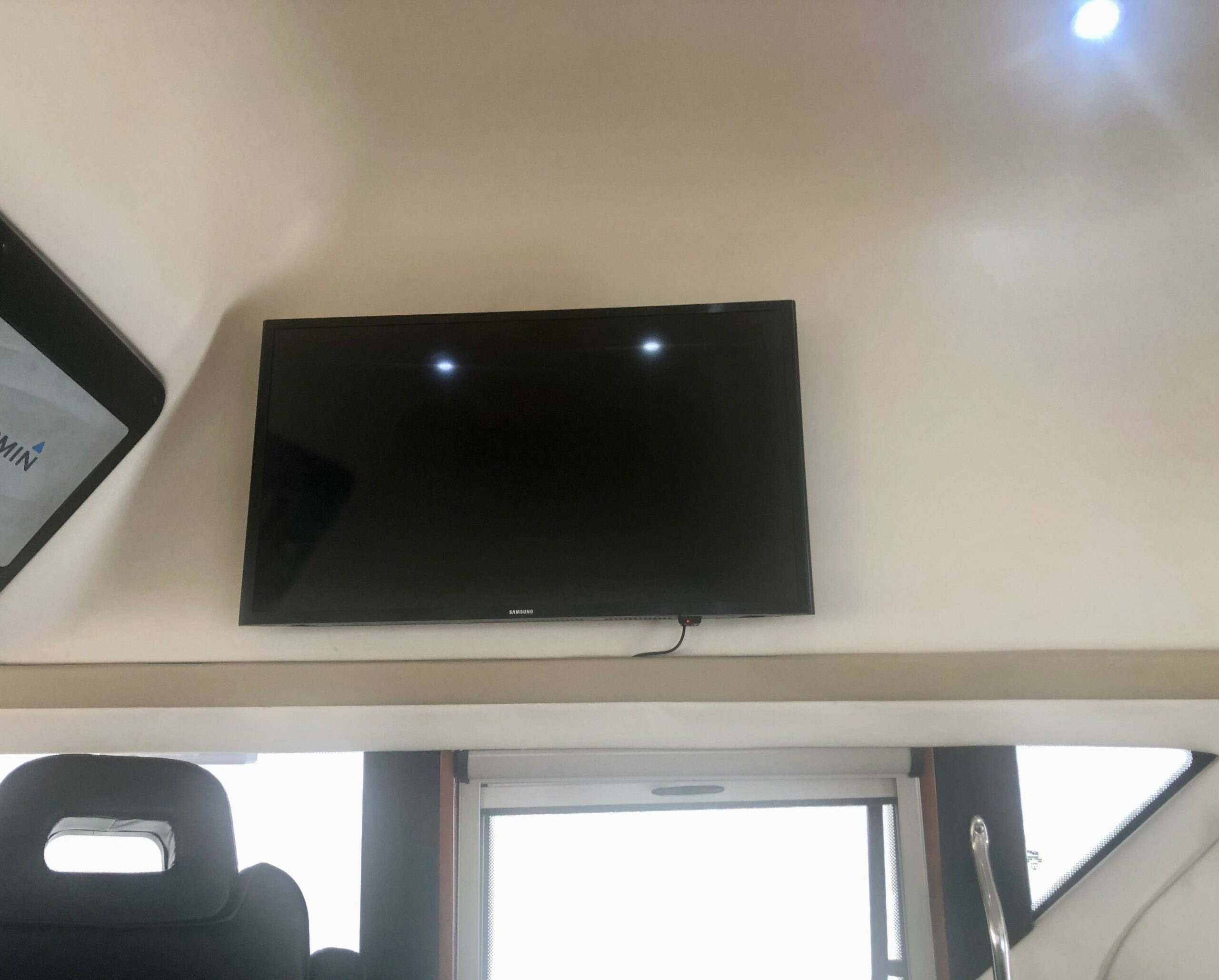 2000-carver-450-voyager-pilothouse-power-9786296-20250507171225708-1_XLARGE