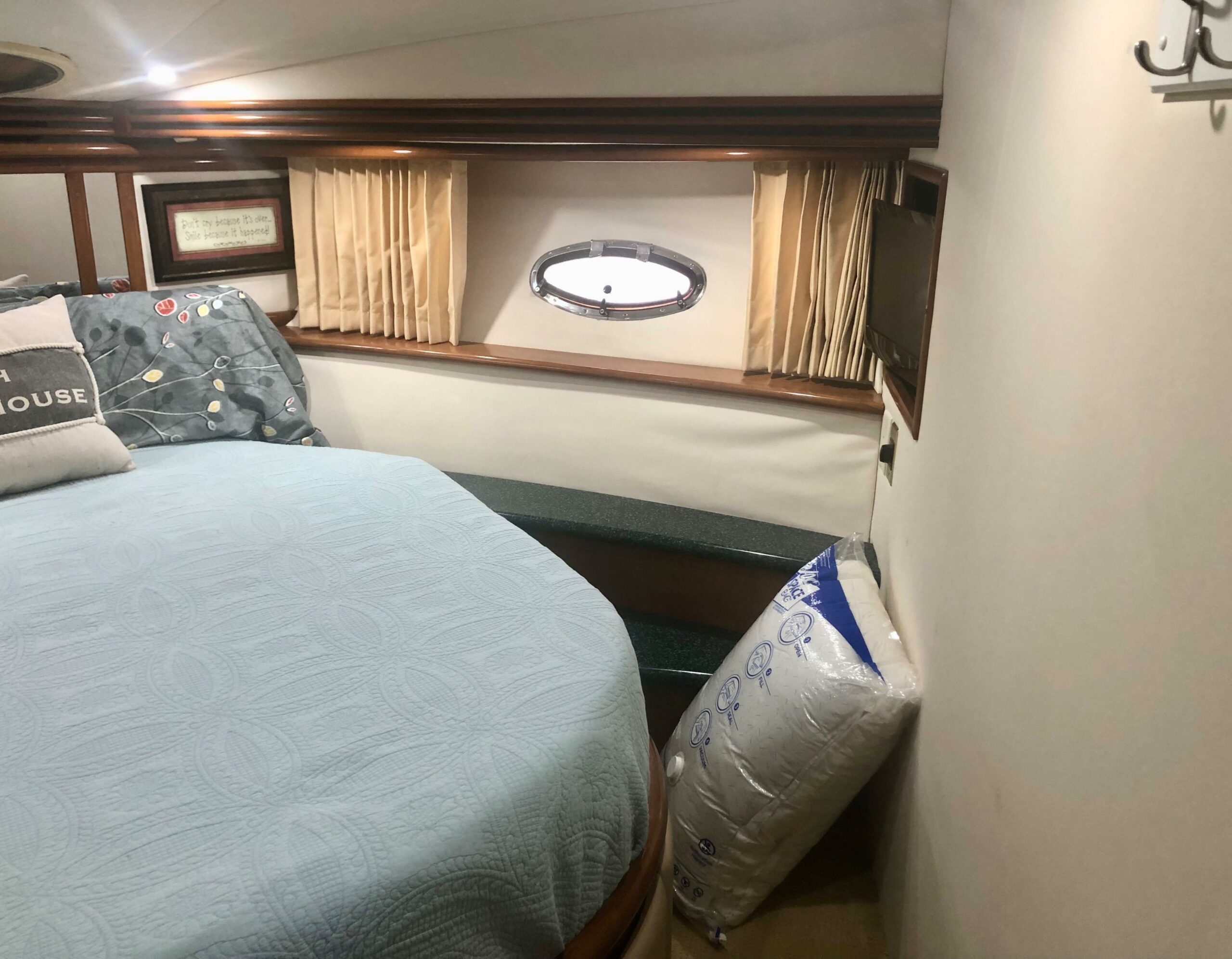 2000-carver-450-voyager-pilothouse-power-9786296-20250507171634892-1_XLARGE