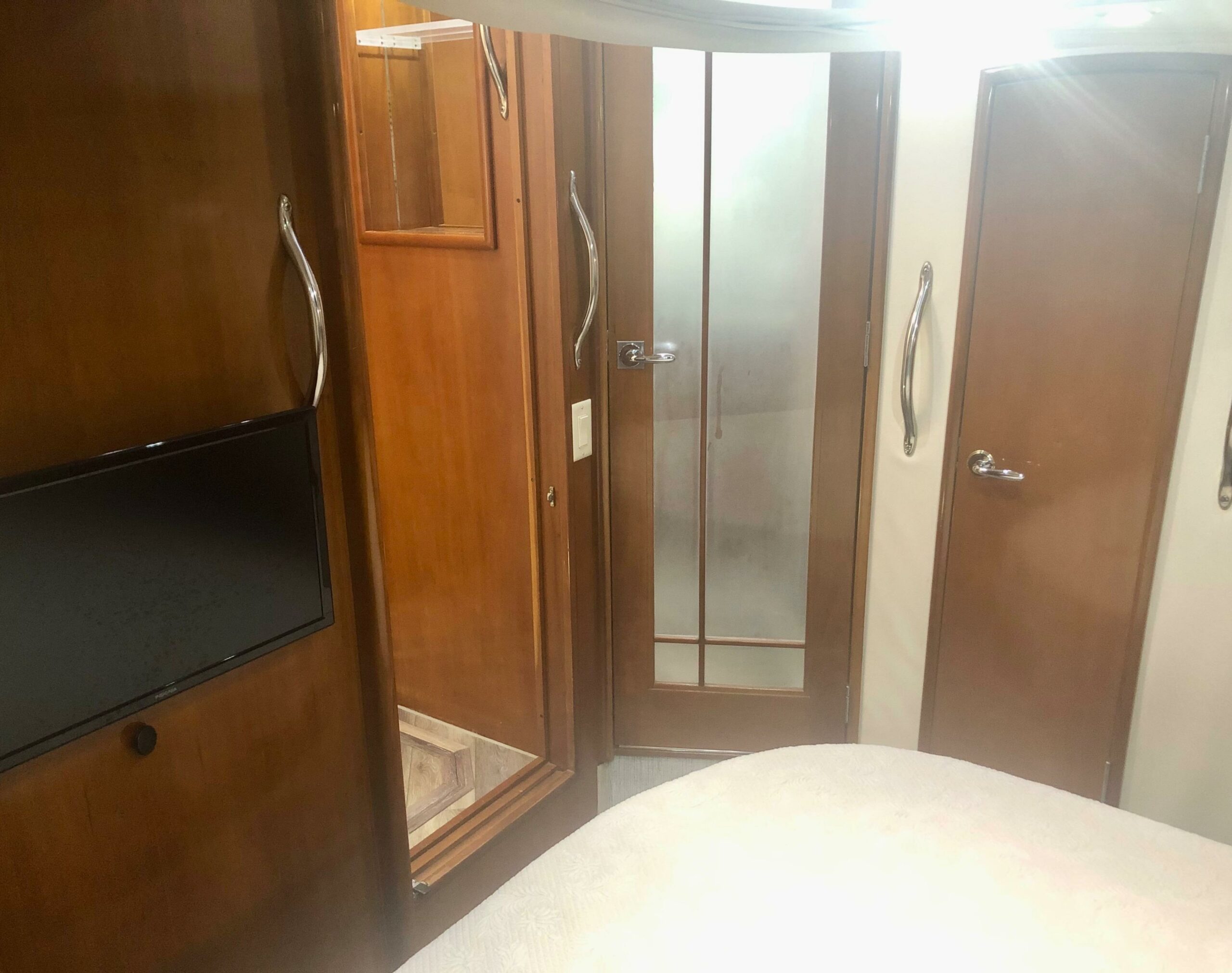 2000-carver-450-voyager-pilothouse-power-9786296-20250507172204720-1_XLARGE