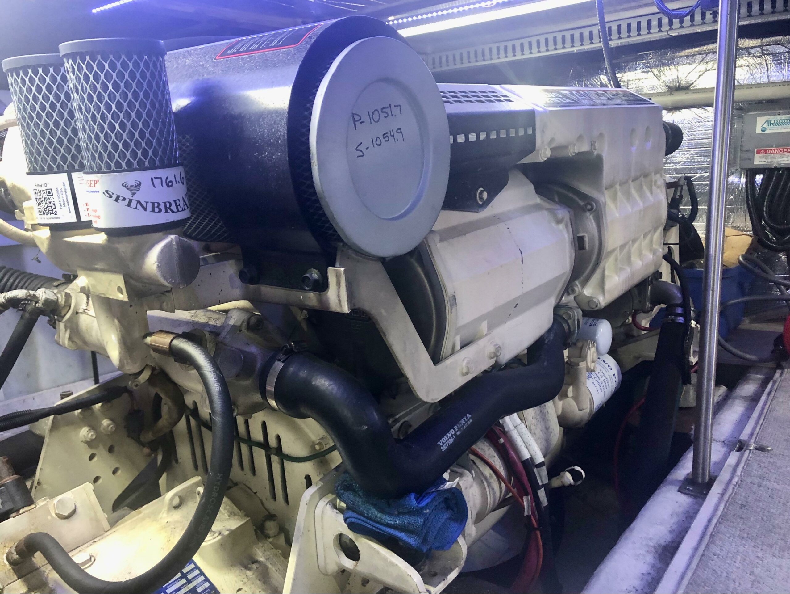 2000-carver-450-voyager-pilothouse-power-9786296-20250509155248736-1_XLARGE