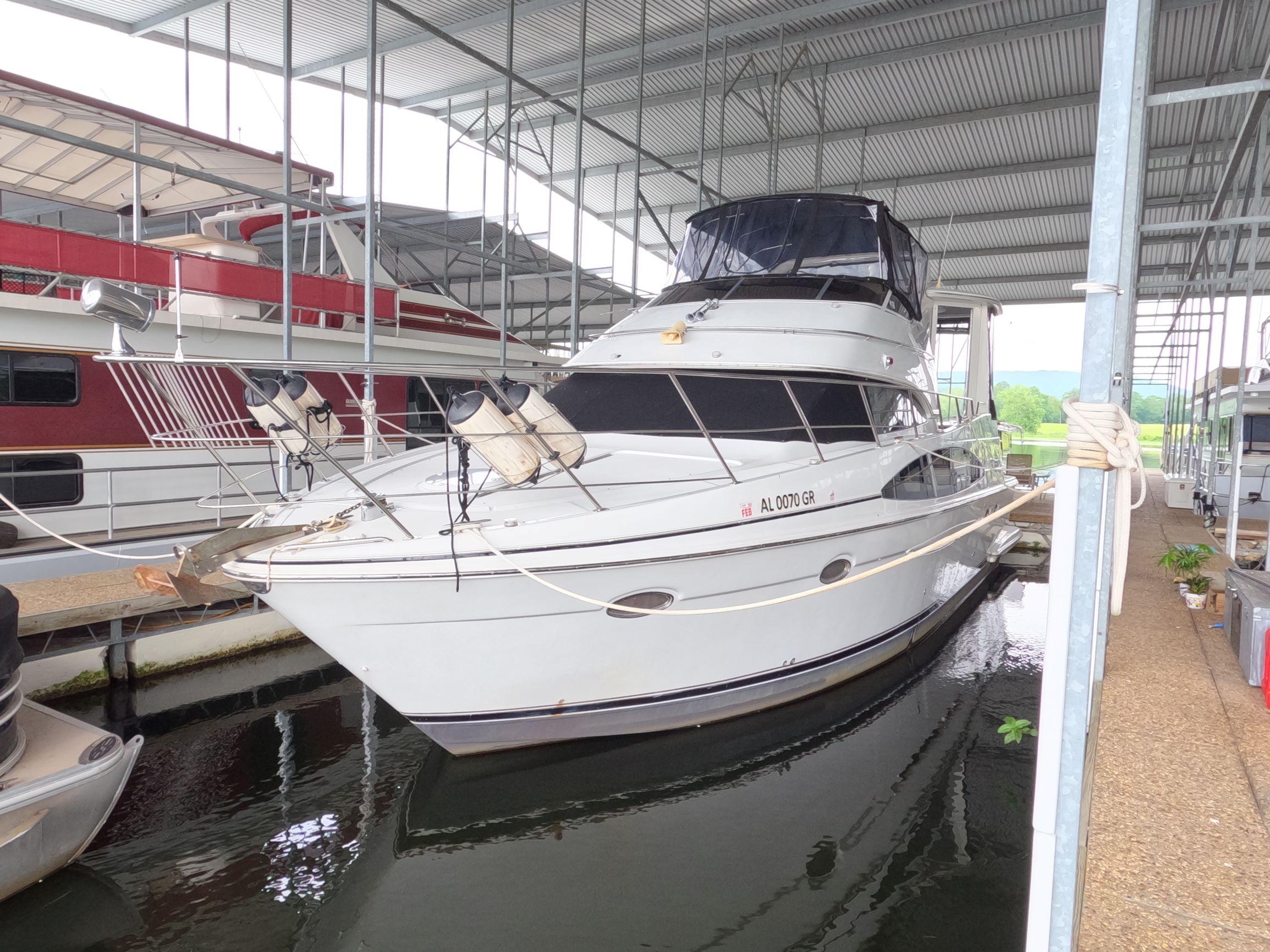 2001-carver-444-cockpit-motor-yacht-power-9385037-20240523100605821-1_XLARGE-1