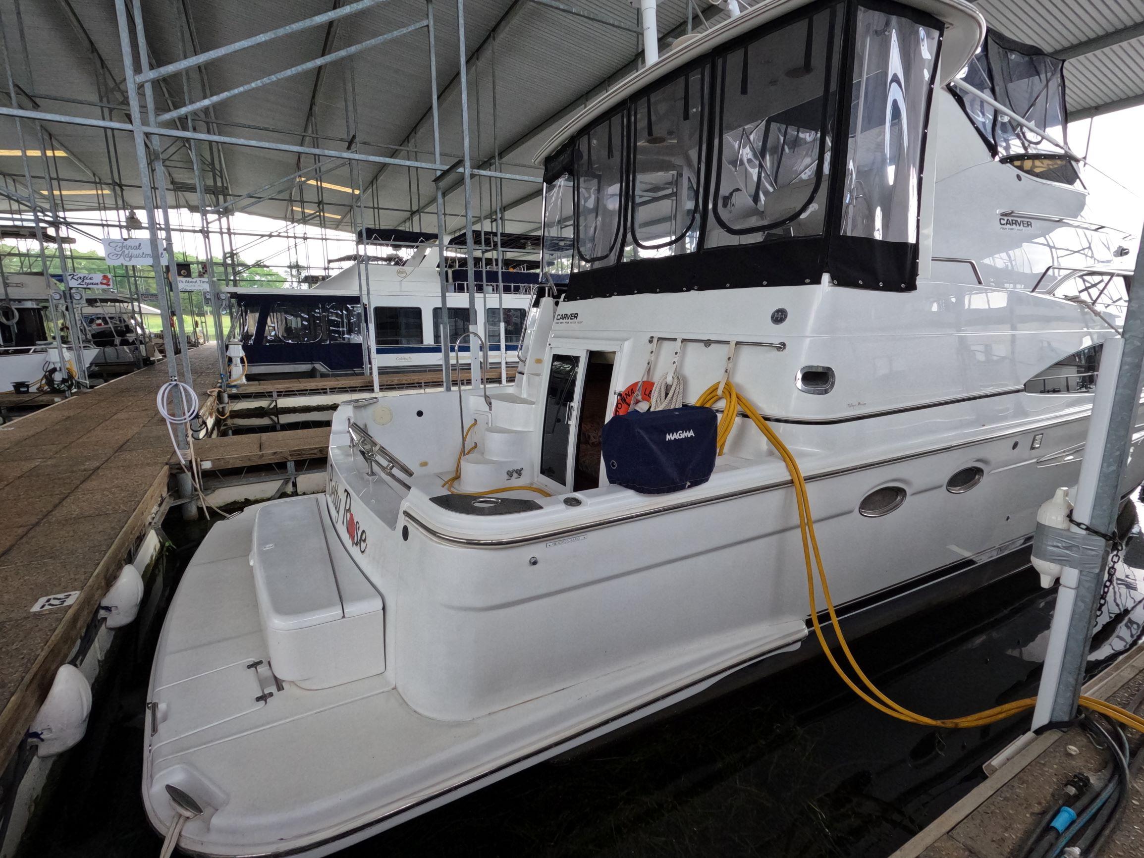 2001-carver-444-cockpit-motor-yacht-power-9385037-20240523100617845-1_XLARGE-1