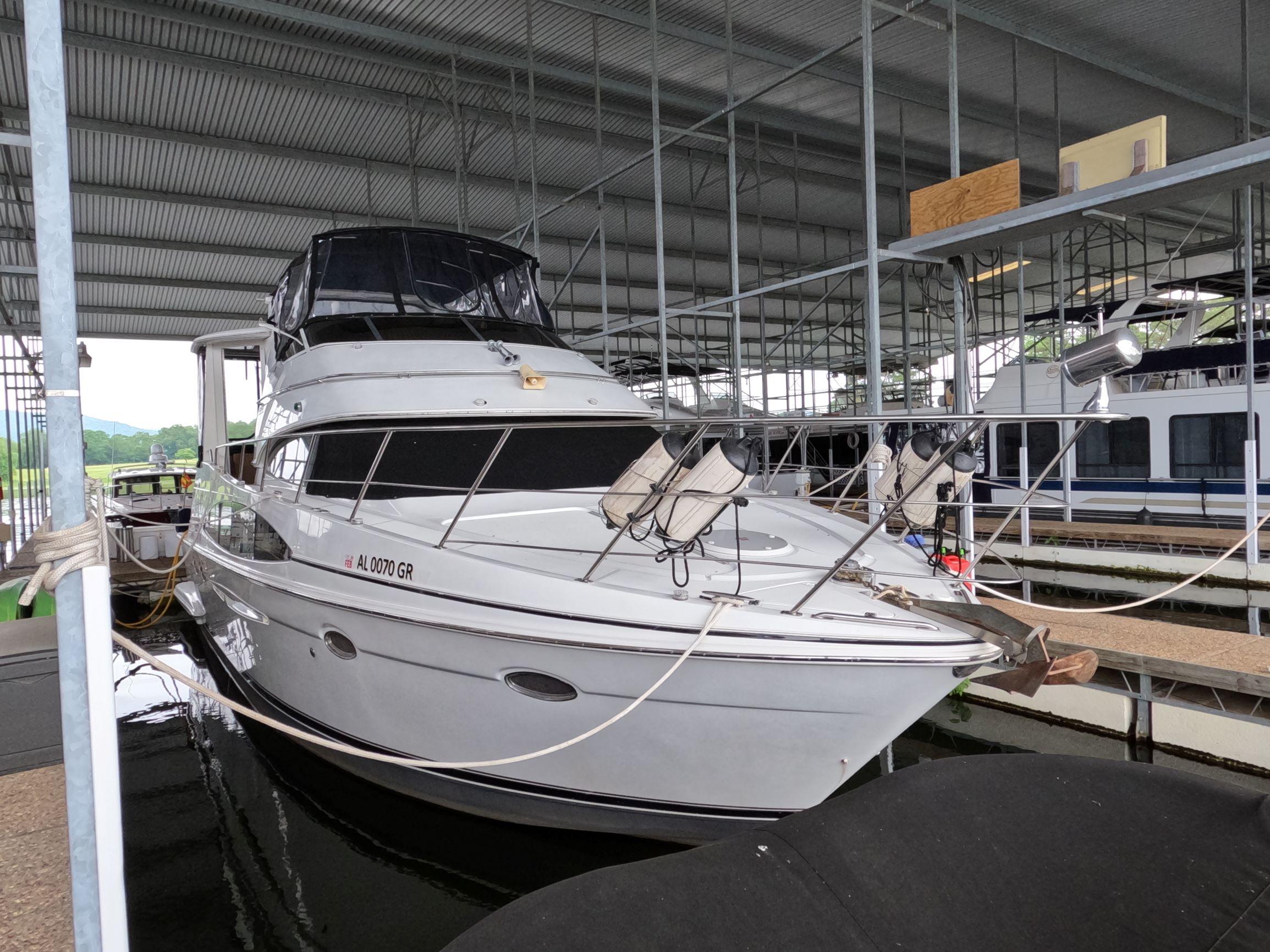 2001-carver-444-cockpit-motor-yacht-power-9385037-20240523100619857-1_XLARGE-1