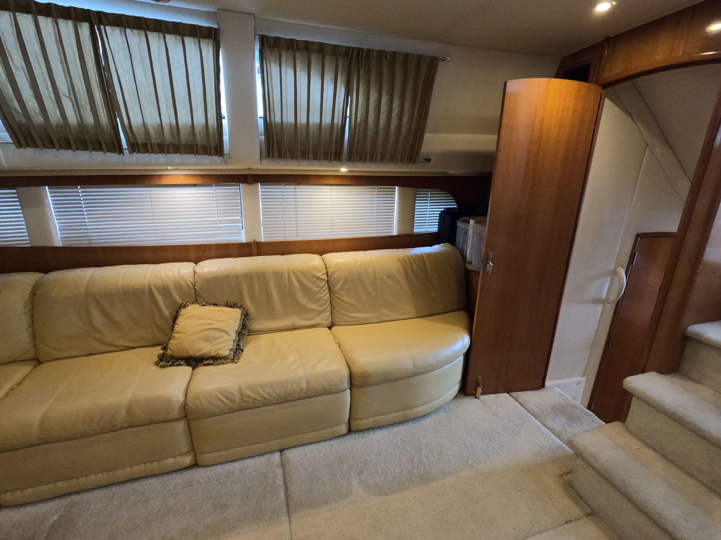 2001-carver-444-cockpit-motor-yacht-power-9385037-20240523100732220-1_XLARGE-1