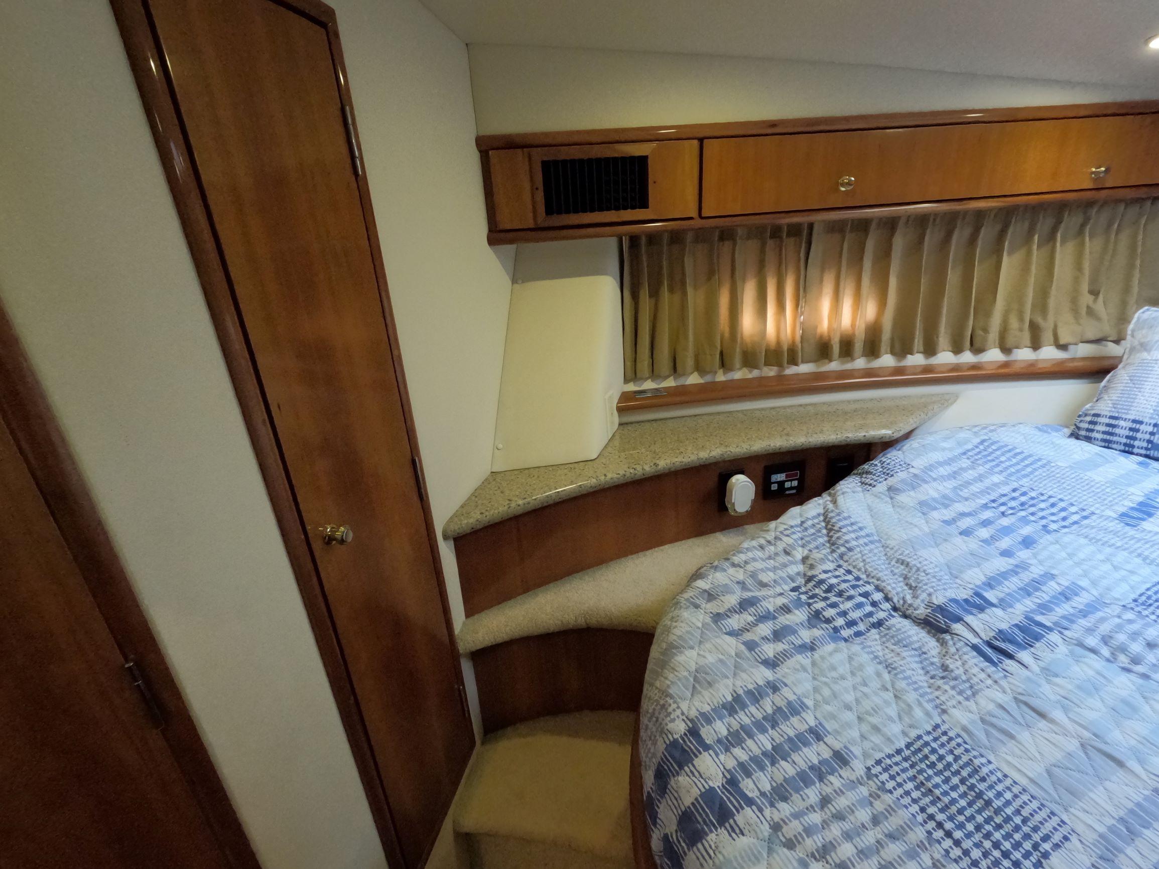 2001-carver-444-cockpit-motor-yacht-power-9385037-20240523100746249-1_XLARGE-1