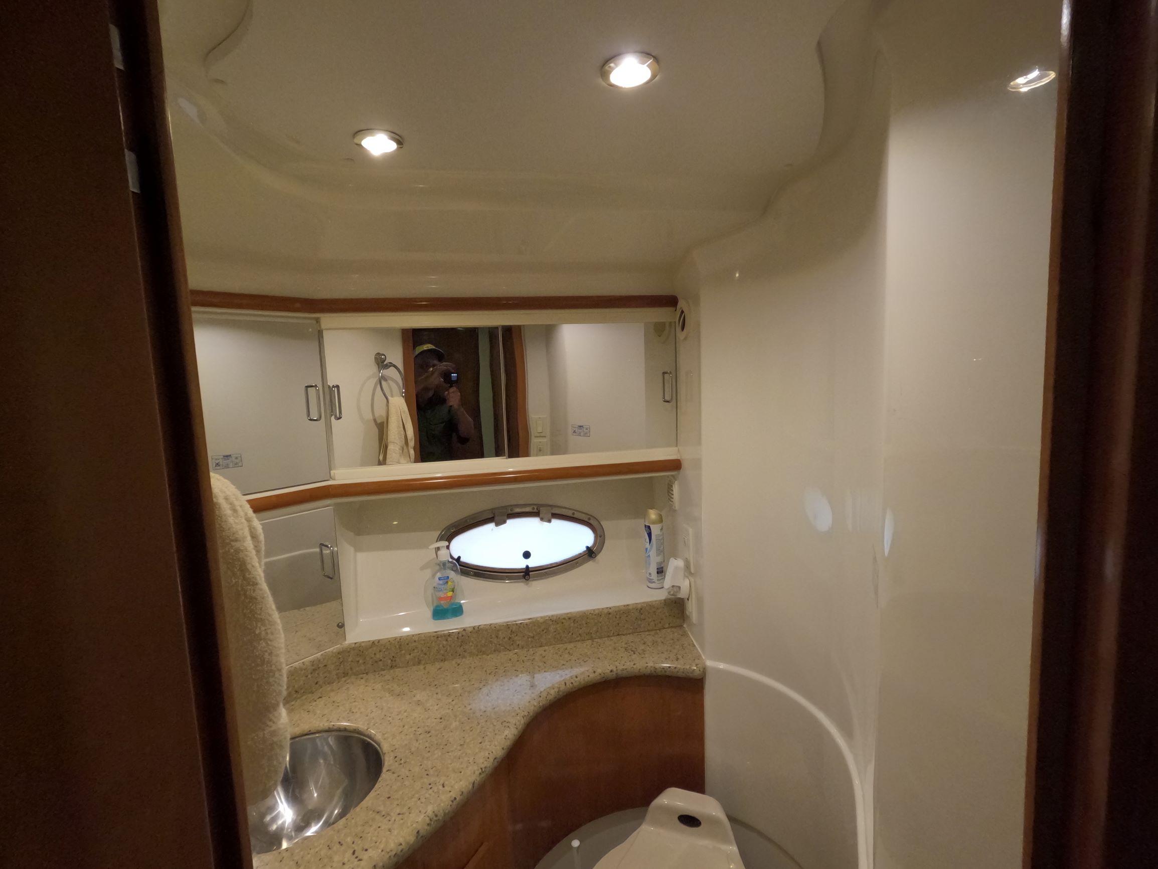2001-carver-444-cockpit-motor-yacht-power-9385037-20240523100750243-1_XLARGE-1