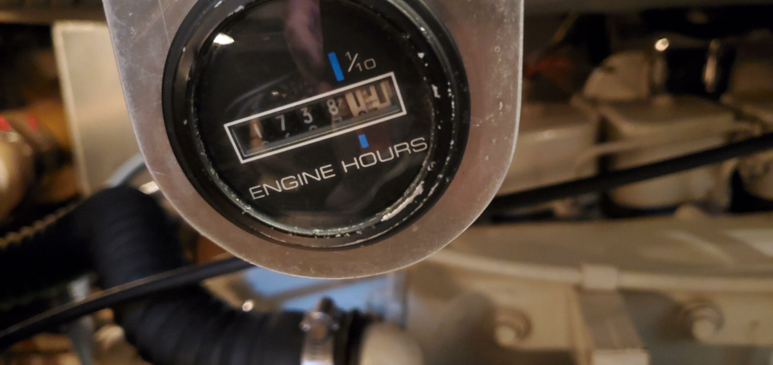 2001-carver-444-cockpit-motor-yacht-power-9385037-20240523100840461-1_XLARGE-1