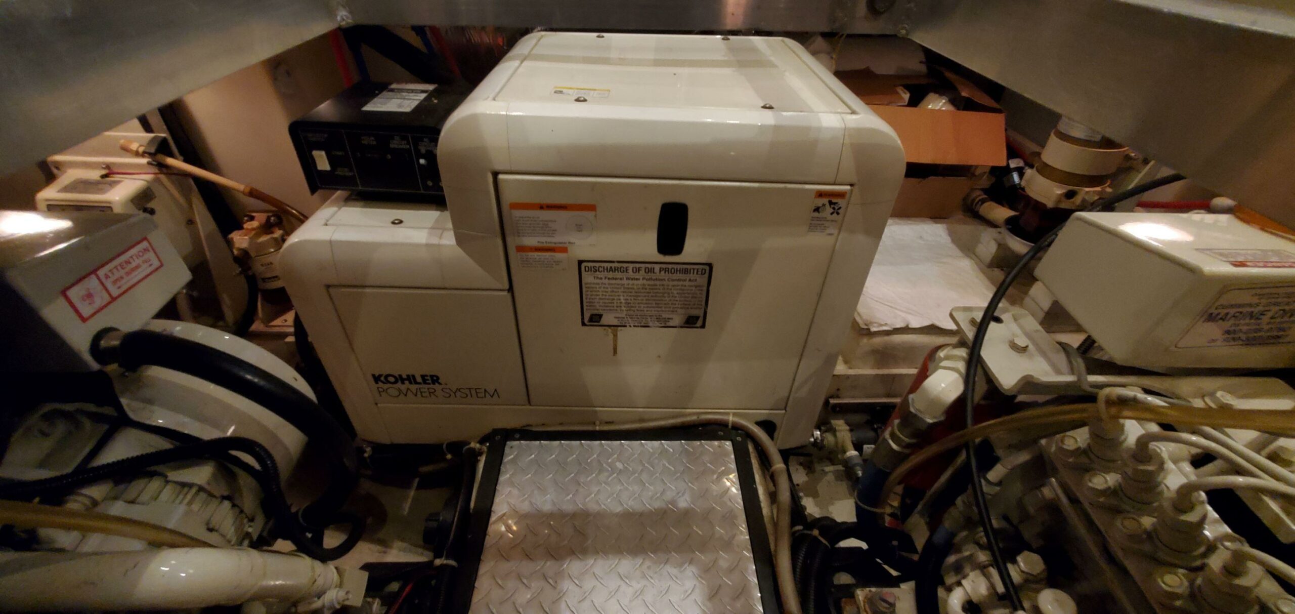 2001-carver-444-cockpit-motor-yacht-power-9385037-20240523100844495-1_XLARGE-1