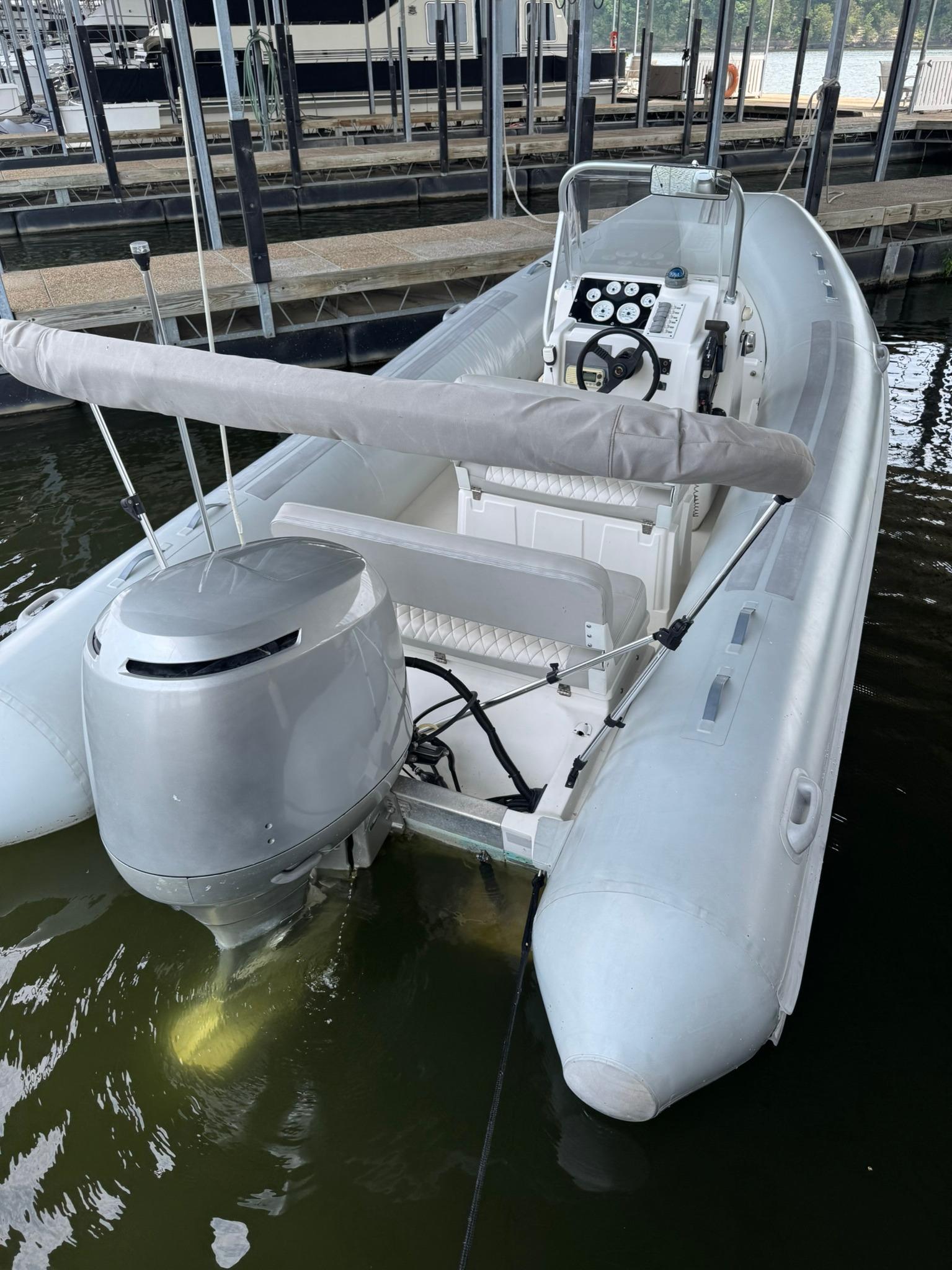 2004-ab-inflatables-570-vst-power-9836654-20250612071053931-1_XLARGE