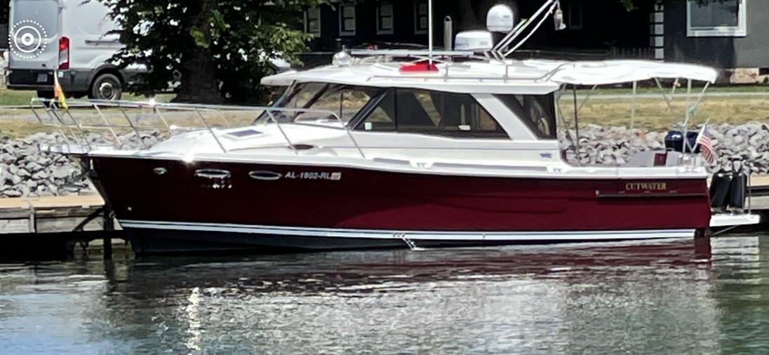 2020-cutwater-c-30-sedan-power-9858240-20250711125921597-1-1