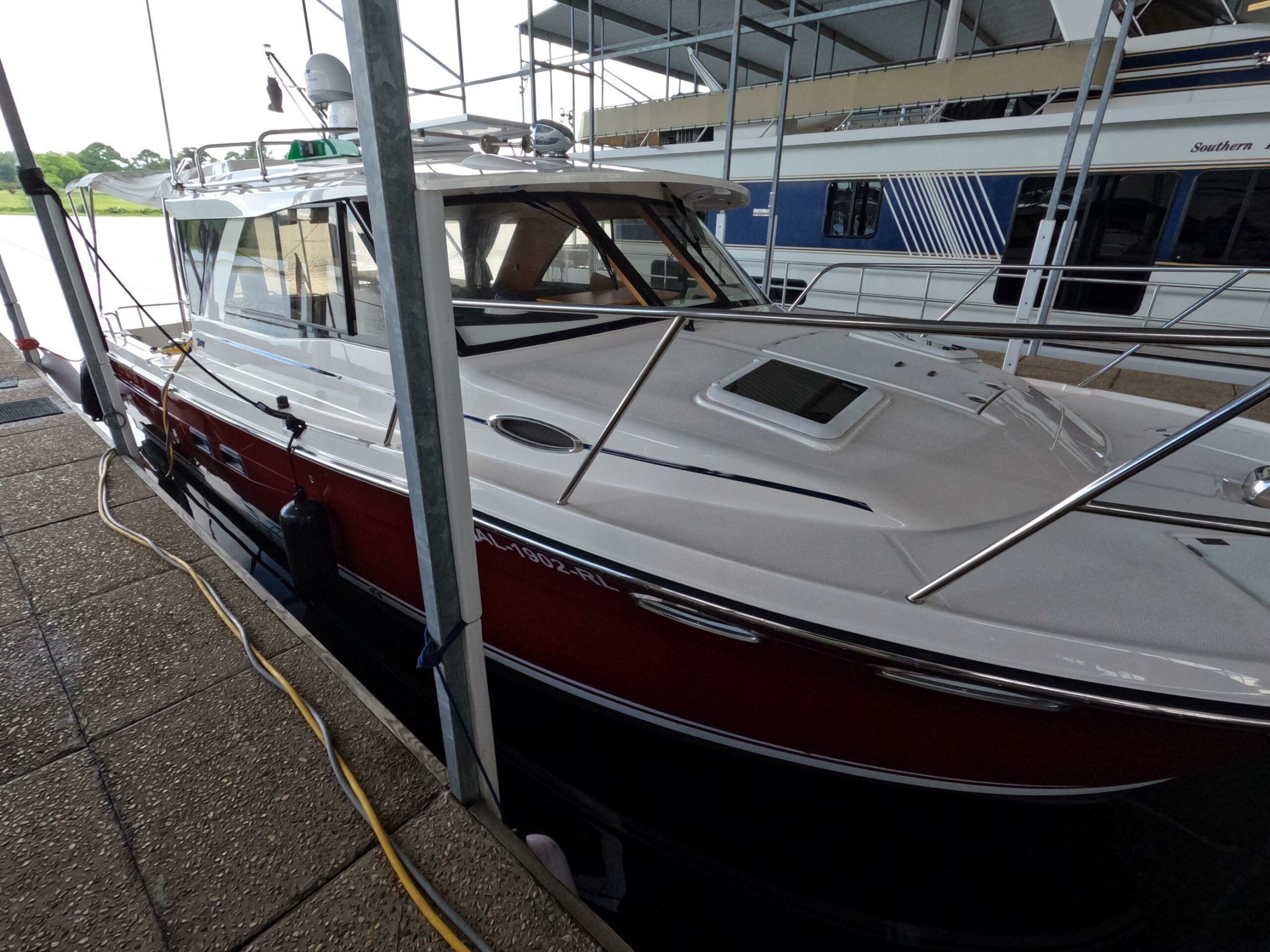 2020-cutwater-c-30-sedan-power-9858240-20250711125930916-1-1