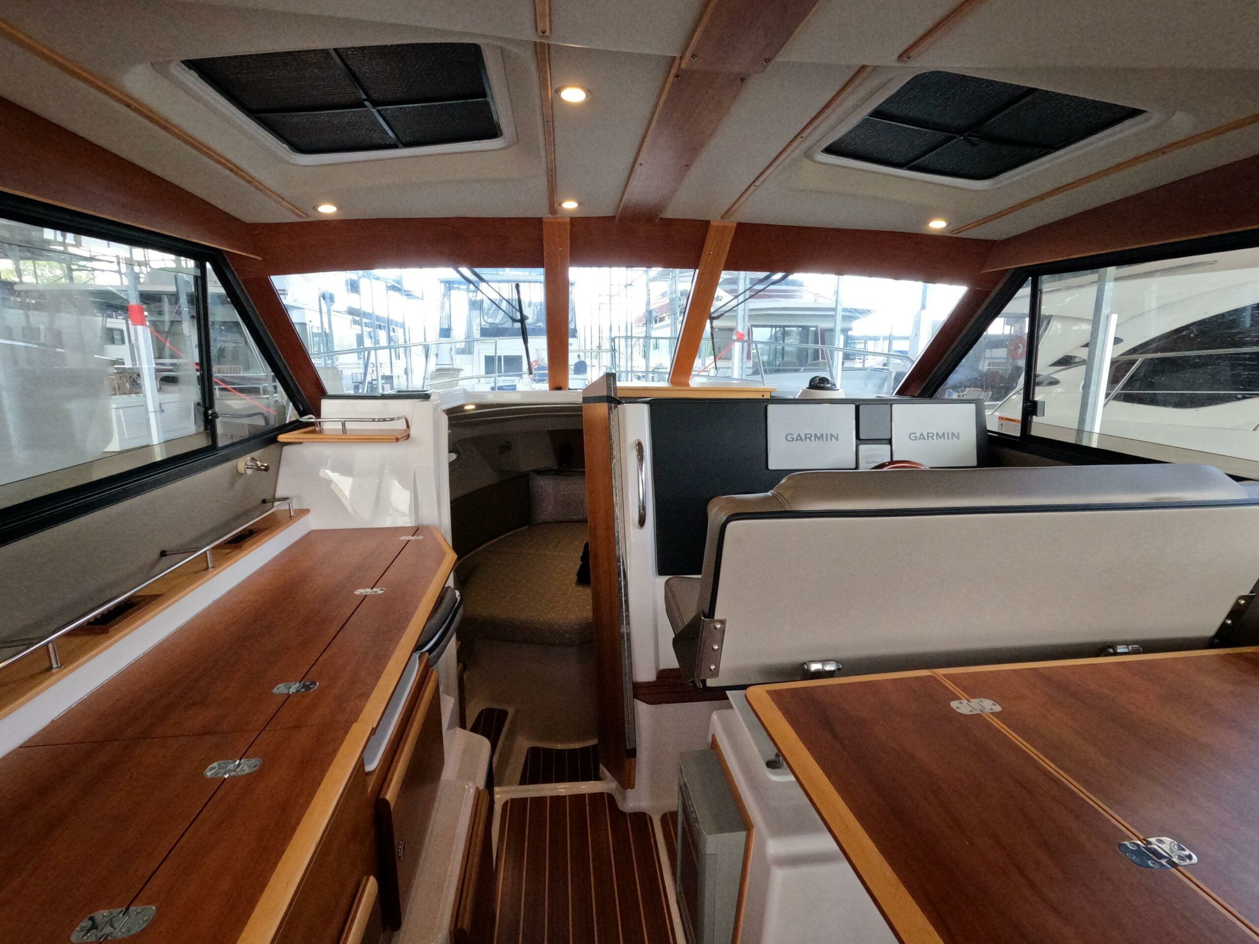 2020-cutwater-c-30-sedan-power-9858240-20250711130001073-1-1